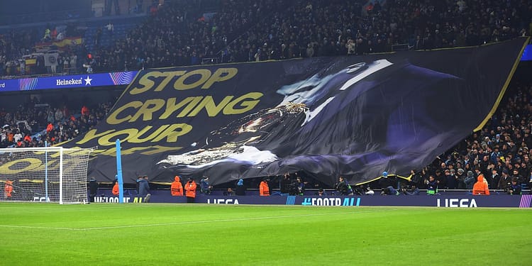 Ce a făcut Rodri când a văzut banner-ul anti-Vinicius din Manchester City – Real Madrid