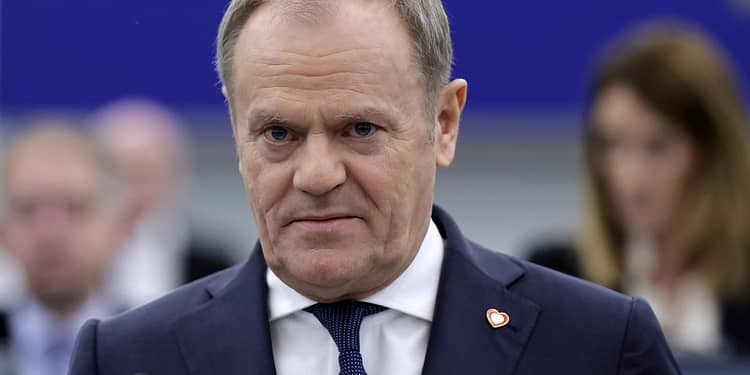 Donald Tusk, acuzat de lovitură de stat de președintele Curții Constituționale. Reacție ironică a premierului Poloniei / video