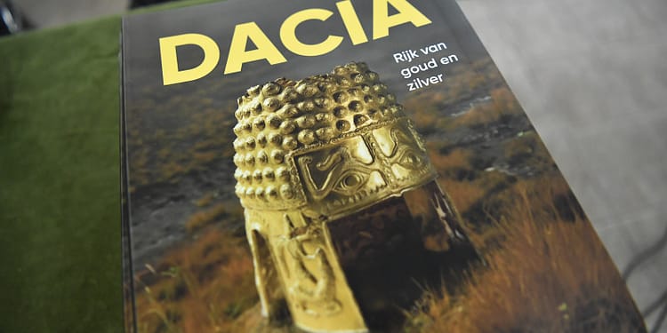 Noile indicii în cazul obiectelor furate din tezaurul național. Cât de mare e riscul să fie deja topite