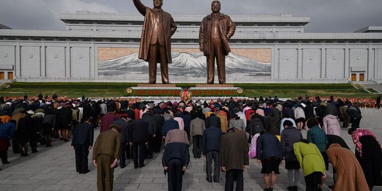 Coreea de Nord își redeschide porțile pentru turiști de Ziua Stelei Strălucitoare, aniversarea fostului lider comunist Kim Jong Il