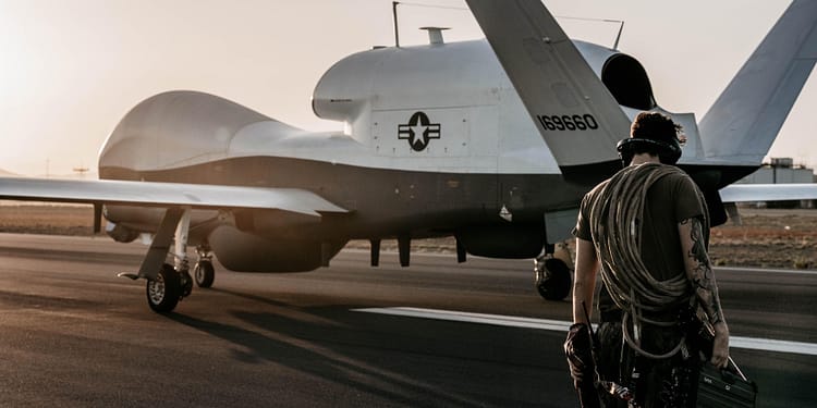 Drone americane MQ-4C Triton, cu rază lungă de acțiune, desfășurate în Japonia, după avertismentul că expansiunea militară a Chinei este „uluitoare”