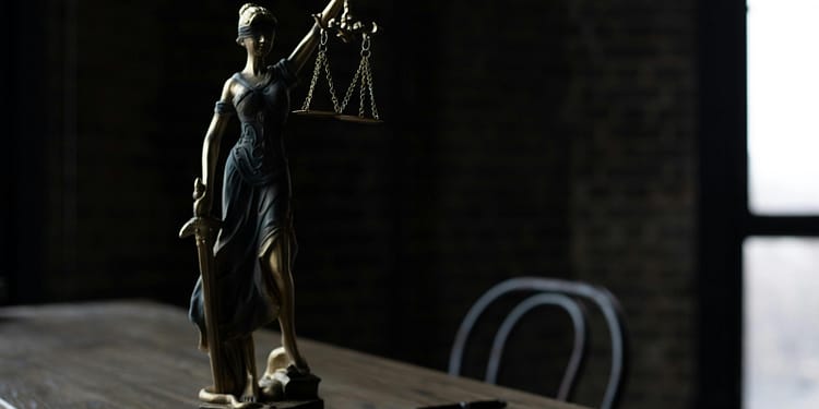 Judecătorul care trebuia să pronunțe o decizie în Dosarul ICA, pensionat subit. Ieșire bruscă din magistratură