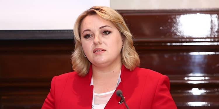 O deputată apropiată penalului Șor și soțul său, condamnați în lipsa lor la pușcărie. Ce pedeapsă le-au dictat judecătorii