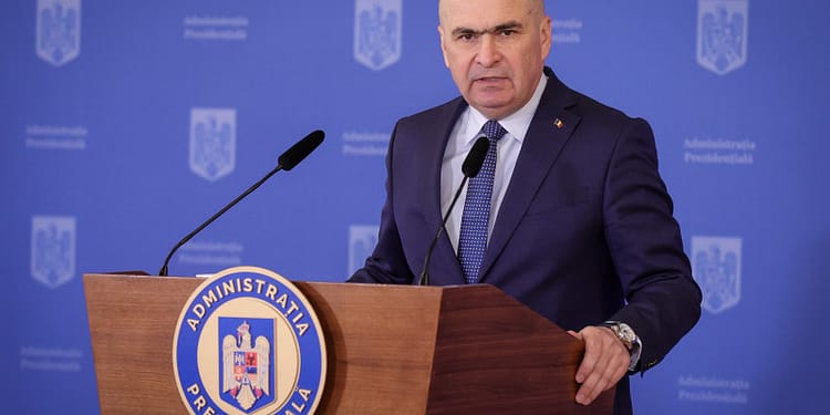 Ilie Bolojan „trebuie să se consulte cu coaliţia, înainte de orice”. Bogdan Chirieac avertizează asupra deciziilor luate de preşedintele interimar