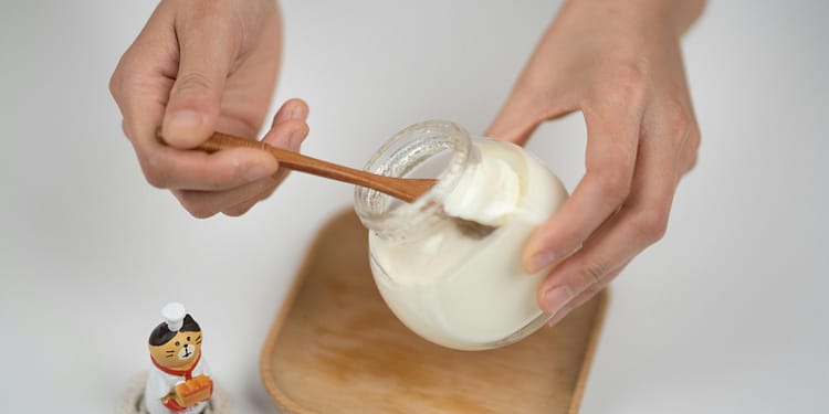 Iaurtul, aliatul din umbră contra bolilor intestinului
