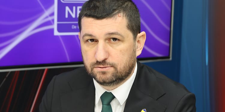 Conflicte și strategii în AUR despre Simion: De ce tace Georgescu și ce rol joacă Becali? Aflăm totul de la Marius Lulea