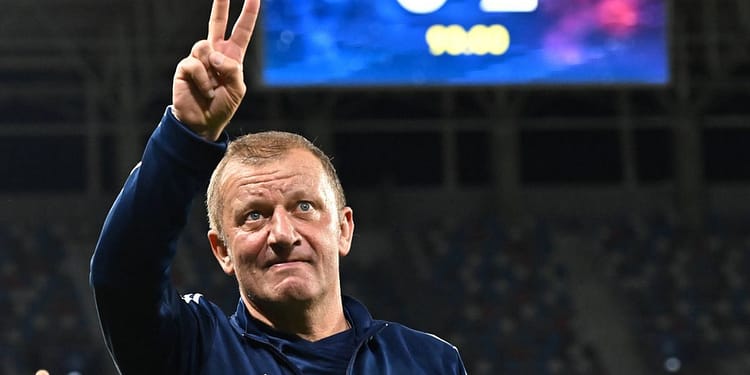 Dorinel Munteanu revine în Superliga! » Patronul clubului a confirmat: „Semnează mâine”