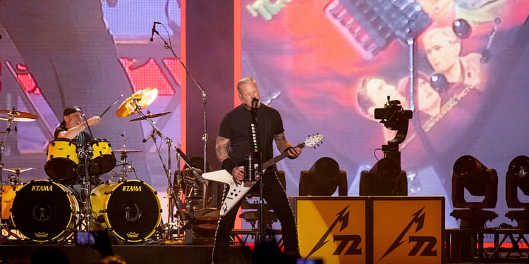 ANPC verifică dacă biletele la concertul Metallica s-au vândut legal / Cât au costat biletele