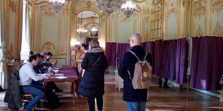 Cum a evoluat apetența românilor pentru vot în 35 ani de democrație. În 2025, cel mai mare număr de secții în diaspora