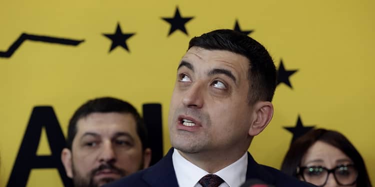 De ce se teme Simion că va fi eliminat fizic. Joc disperat