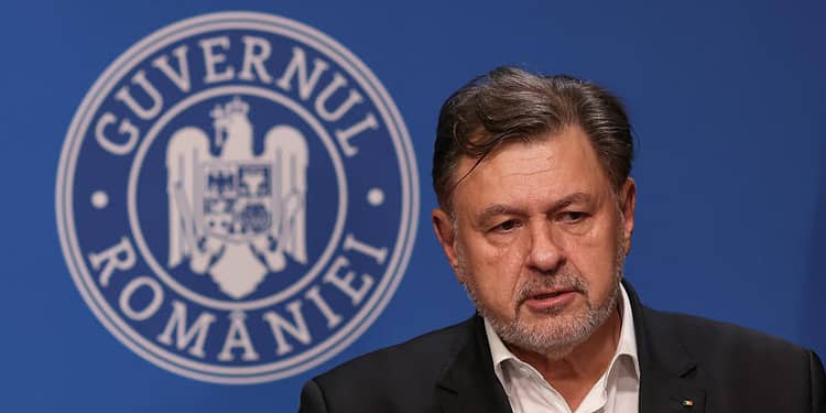 SOS, moțiune simplă împotriva ministrului interimar al Sănătății. Acuzațiile pe care i le aduce partidul Dianei Șoșoacă lui Alexandru Rafila
