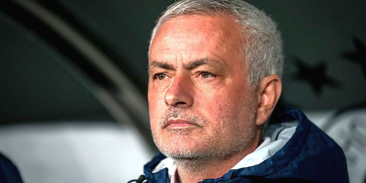 Ce impact au modificările aduse azi în Legea educației fizice și sportului? » Mourinho poate antrena de azi în Superliga! + Bani mai mulți pentru arbitri