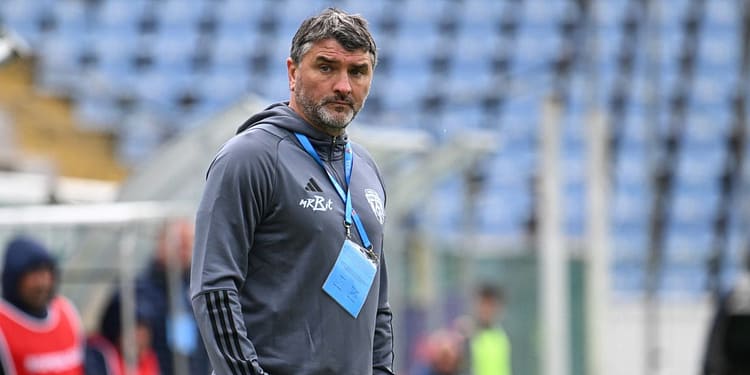 „Bătălie pe viață și pe moarte”. Anunțul lui Adrian Mihalcea înaintea ultimului meci din play-out