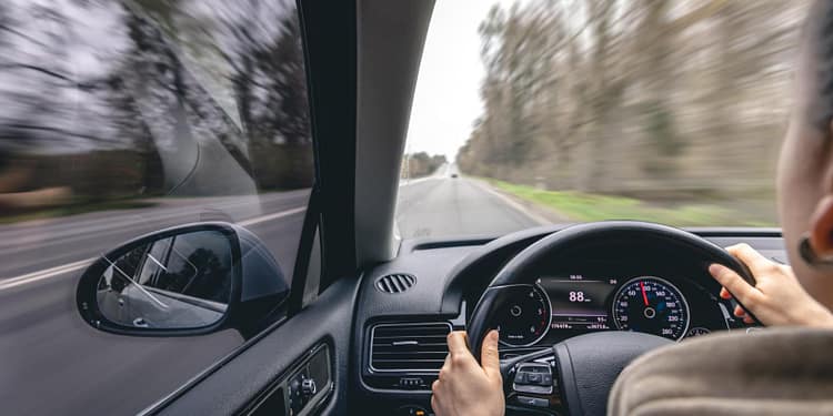 Imaginea din trafic care nu păcăleşte pe nimeni. „E o fază tipică României, e clar”