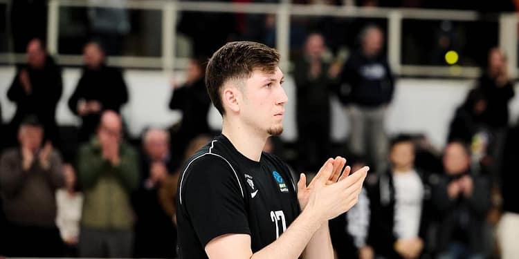 După un sezon în prima ligă a Italiei, Denis Bădălău va pleca în NCAA! Fostul scouter al Philadelphiei 76ers: „Îmi place totul la el”