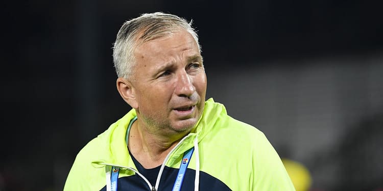 Cum și-a numit Dan Petrescu jucătorii la conferința de presă: ”Asta e opinia mea”