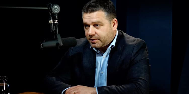 Cum va arăta noul guvern și cât de mare e riscul să crească taxele? Prim-vicepreşedintele liberal Ciprian Ciucu vine la HotSpot Live, de la 11.00