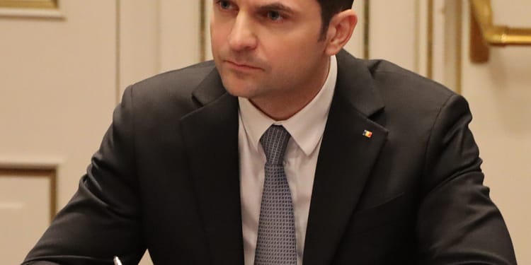 Mesajele uluitoare pe care Sebastian Burduja spune că le-a primit: „Nu îmi este frică și voi depune plângere penală”