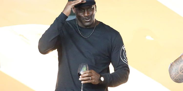 Triumful PSG în Champions League îl umple de bani pe Michael Jordan!
