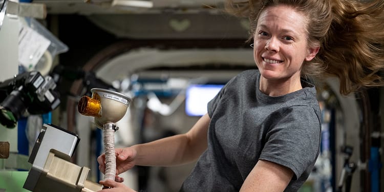 FOTO „Pur și simplu uau”. O astronaută a surprins de pe Stația Spațială un fenomen extraordinar, dar prea puțin înțeles