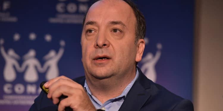Economistul Adrian Negrescu: România devine frecventabilă pentru investitorii străini