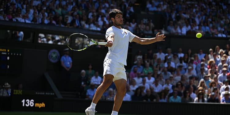 Așa joacă „noul Federer”, Alcaraz, într-o finală de Wimbledon. Mingea de set uluitoare pe care a câștigat-o