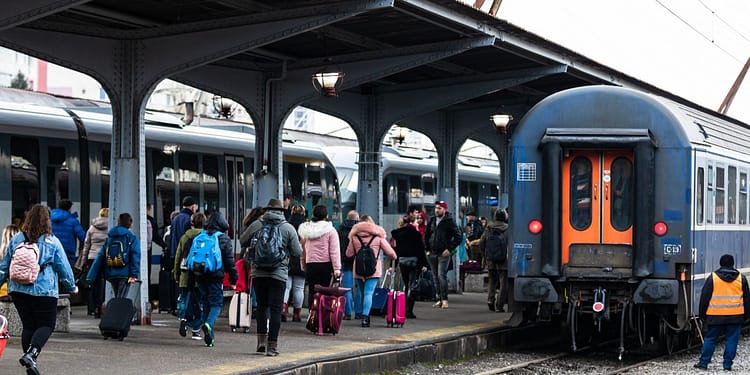 Cu cât se scumpesc biletele de tren de la 1 august. Anunţul oficial