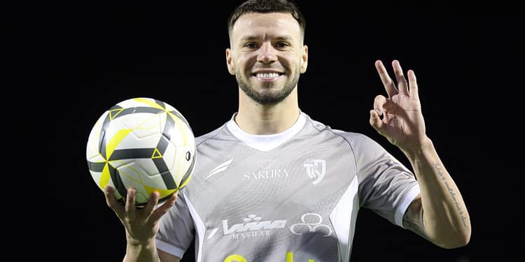 Anunțul pe care FCSB nu voia să-l vadă: Andrei Cordea, prezentat de marea rivală. Reacția jucătorului