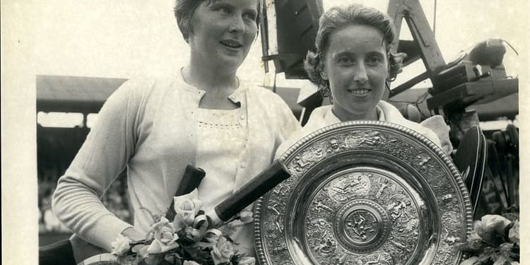 „Nu auzeam arbitrul, doar îi citeam pe buze cuvintele” » A murit o triplă campioană de Grand Slam, cu o poveste aparte: „Refuza fustele, prefera pantalonii scurți”