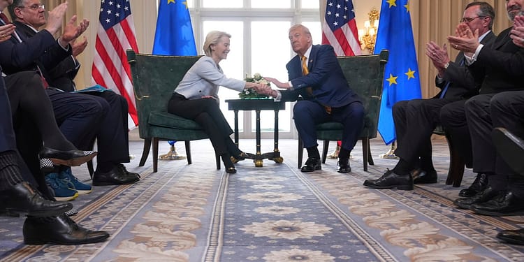 UE face un prim pas pentru implementarea acordului comercial cu SUA, așteptând reducerea taxelor americane pentru mașinile europene