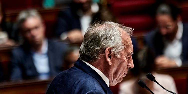 Premierul Franței a fost demis de Parlament. Francois Bayrou ceruse un vot de încredere pentru reforma bugetară