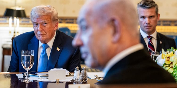 Trump își completează declarația inițială și arată clar cu degetul spre Netanyahu: „Din păcate, prea târziu pentru a opri atacul” Israelului asupra Qatarului