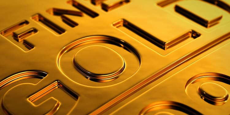 Aurul se scumpește enorm în perioade de recesiune. La ce preț ar putea ajunge la finalul anului