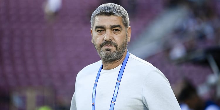 Nu a stat pe gânduri! Gestul făcut de Liviu Ciobotariu, antrenorul Petrolului, după ce fanii i-au cerut demisia