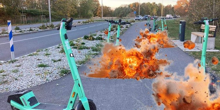 Când nu vin drone de la ruşi, piloţii de F-16 se vor antrena trăgând în trotinete electrice