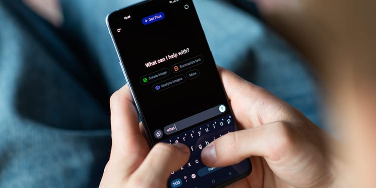 Ce arată peste un milion de conversații despre modul în care folosim ChatGPT