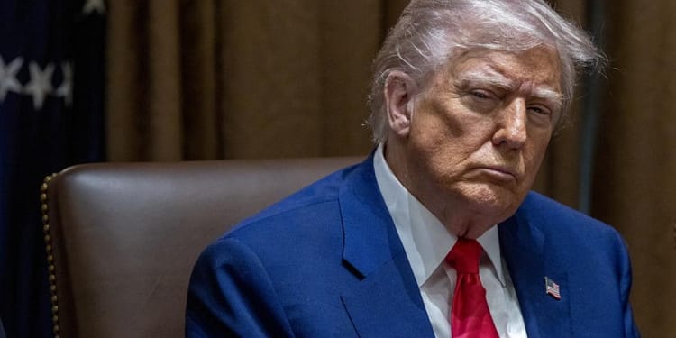 Trump amenință Venezuela cu consecințe „incalculabil” dacă va refuza să primească înapoi migranții din SUA