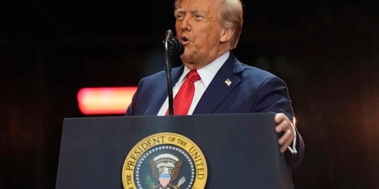 VIDEO Donald Trump, la funeraliile lui Charlie Kirk: ‘Nu am fost de acord cu el, eu îmi urăsc toți adversarii. Glonțul acela a fost îndreptat spre fiecare dintre noi’