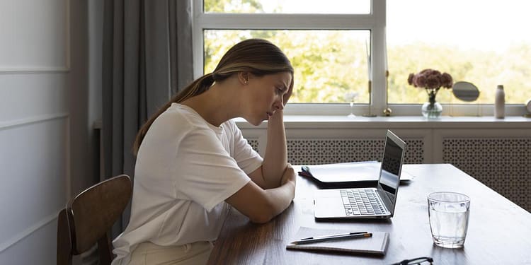 Ce spune psihologia despre oamenii care anulează planurile în ultimul moment