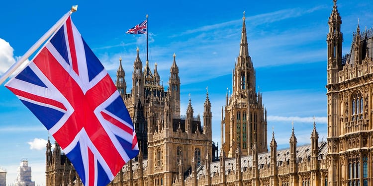 De ce Marea Britanie „a devenit neatractivă” după Brexit. Ce spun studenții și tinerii profesioniști români