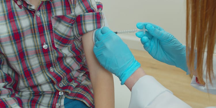 „Avem localități unde aproape toți copiii sunt nevaccinați”. Boala care a ucis 30 de copii români
