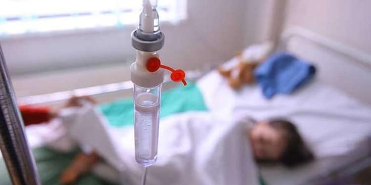 Detaliile cumplite descrise de o mamă care și-a pierdut fetița la spitalul din Iași: „Am ajuns pentru deshidratare, acum realizez că acolo se murea”