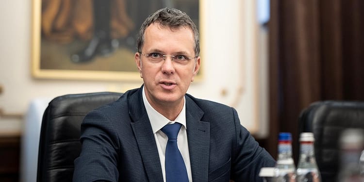 Ionuț Moșteanu s-a întâlnit cu omologul său polon. Despre ce au discutat cei doi miniștri ai Apărării