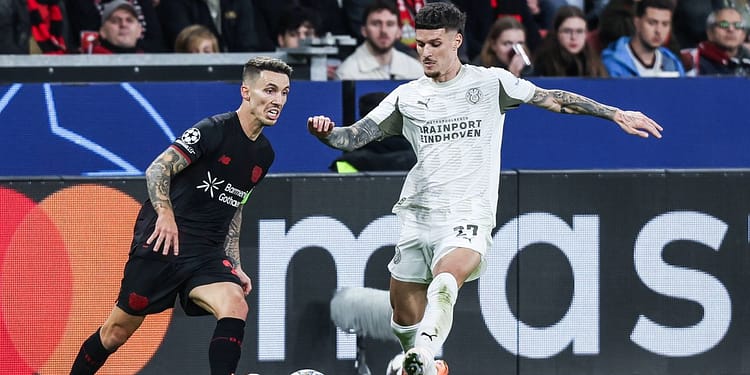 Ce notă a primit Dennis Man pentru 73 de minute în Bayer Leverkusen -1