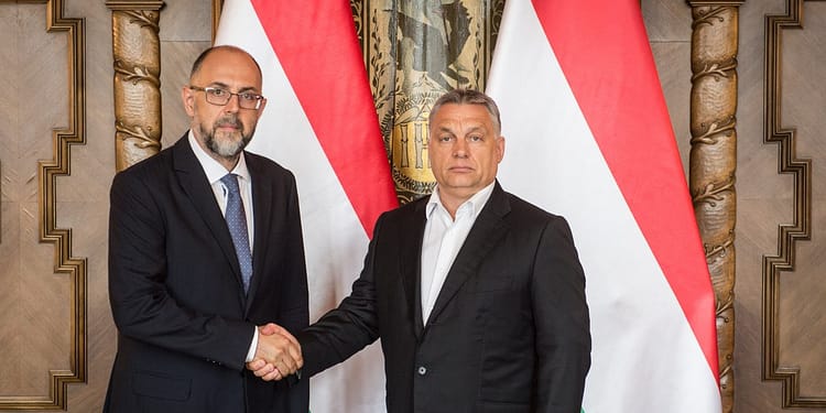 Pericolele dependenței maghiarilor din România față de propaganda lui Viktor Orban (și a Rusiei)