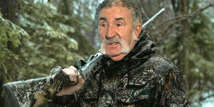 Ţiriac a ascultat piesa Taxi şi e chiar bucuros că au apărut rinocerii