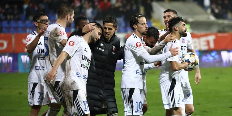 Patronul liderului din Superliga a făcut calculul pentru titlu! Suma de care e nevoie pentru a cuceri trofeul