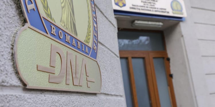Şefa Spitalului Militar Central, plasată sub control judiciar, după audierea la DNA. Cauțiune de 1 milion de lei