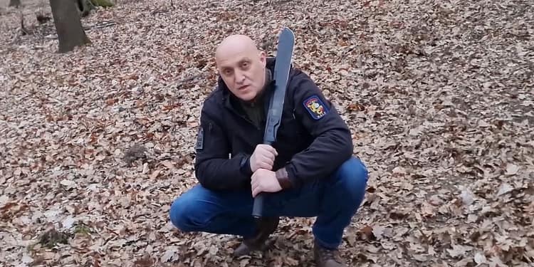 Procurorul general anunţă că se anchetează modul în care armamentul şi banii lui Horaţiu Potra au intrat în România: „Cu sprijinul probabil al unor funcţionari”