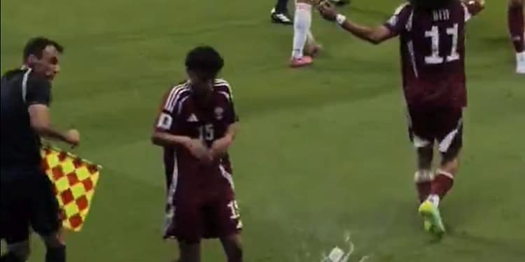 S-a calificat la Mondial după ce l-a învins pe Cosmin Olăroiu și a dezvăluit ce truc neobșinuit a folosit la jocul decisiv: „Le-am cerut asta fanilor”